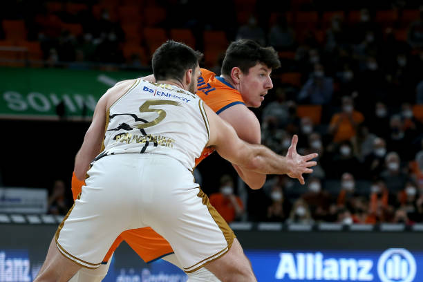 这种对立的 这种对立的