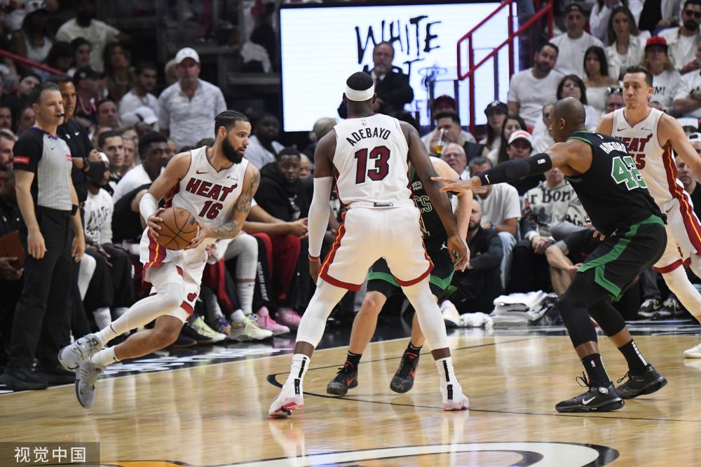 西甲赛场上 西甲赛场上